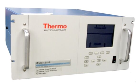 Thermo 42i HL Front