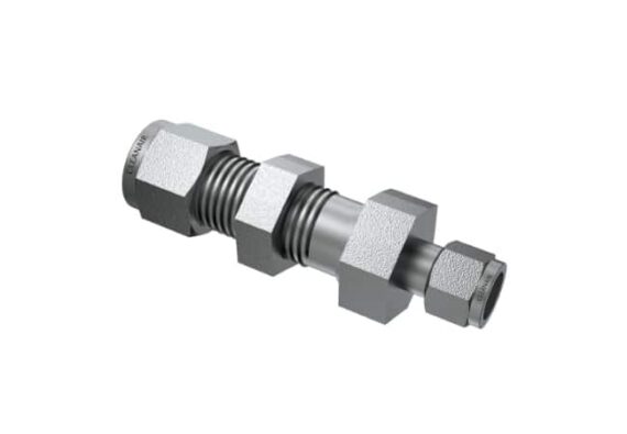 World-Lok Tube-to-Tube Bulkhead Reducing Union, 316L SS, 1/4 to 1/8 - Double Ferrule